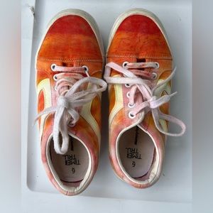 Size 6 tie dyed time and tru sneakers